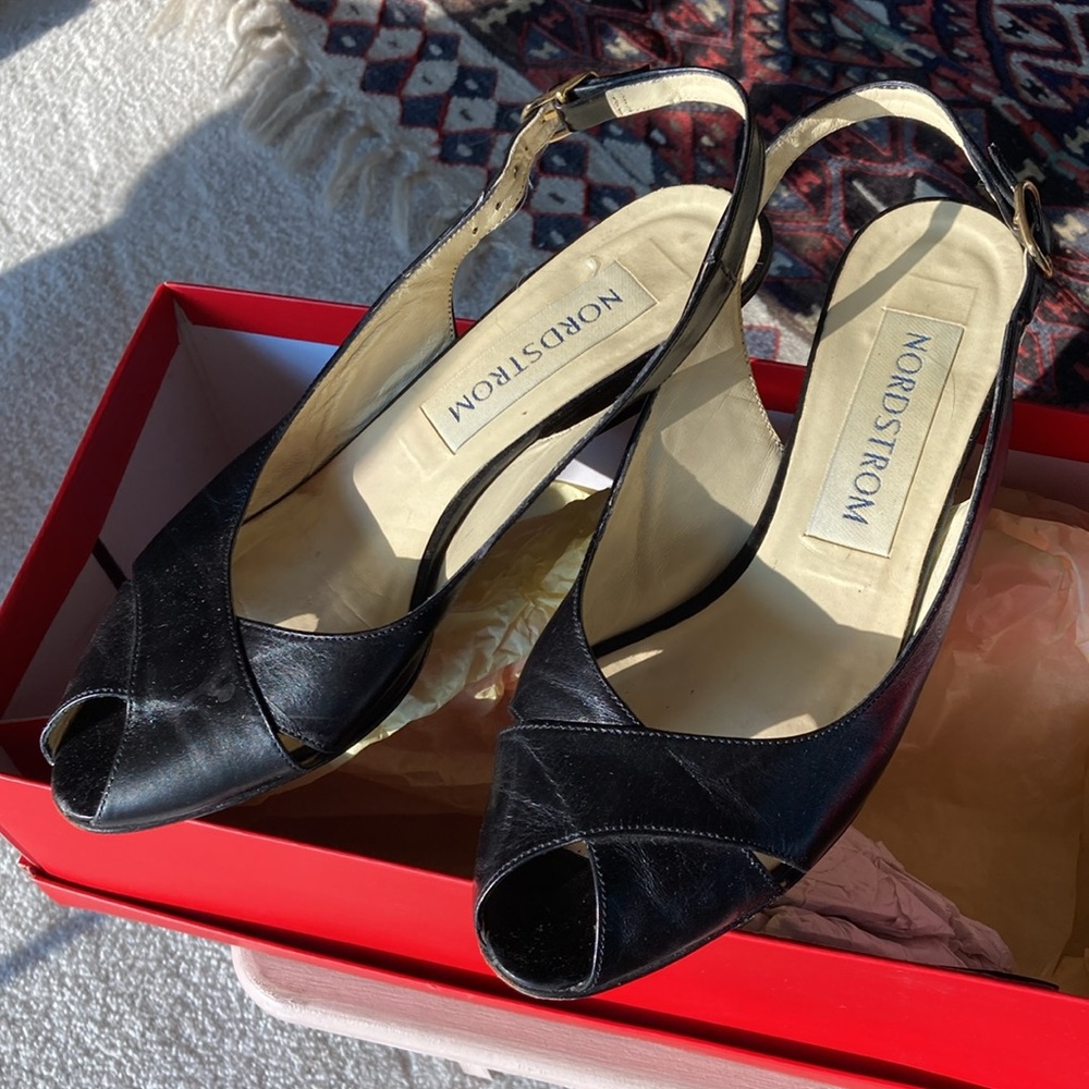 Vintage Nordstrom slingback sandals